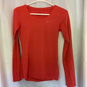 Drifit Nike workout long sleeve